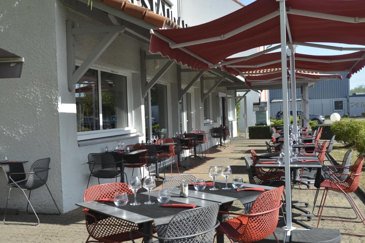 Logis Cris Hotel Et Restaurant, Lyon Sud-Est Corbas Eksteriør bilde