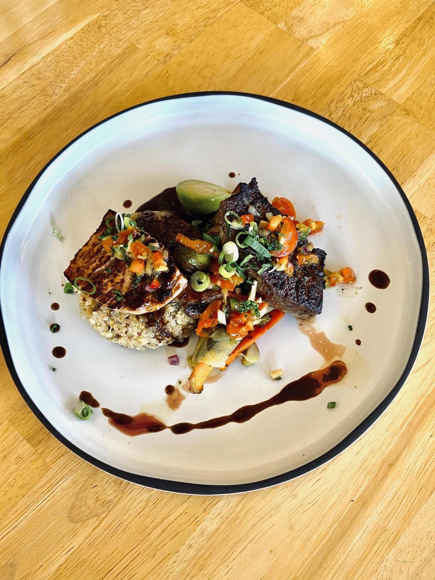 Logis Cris Hotel Et Restaurant, Lyon Sud-Est Corbas Eksteriør bilde