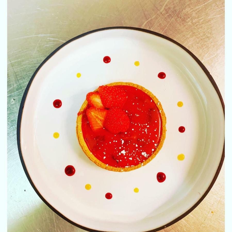 Logis Cris Hotel Et Restaurant, Lyon Sud-Est Corbas Eksteriør bilde